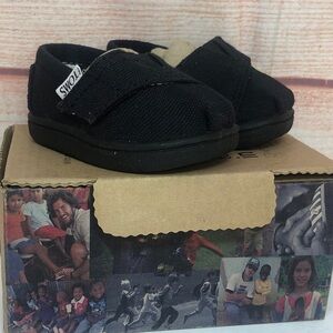 Toms Black Canvas Baby & Walker Shoes